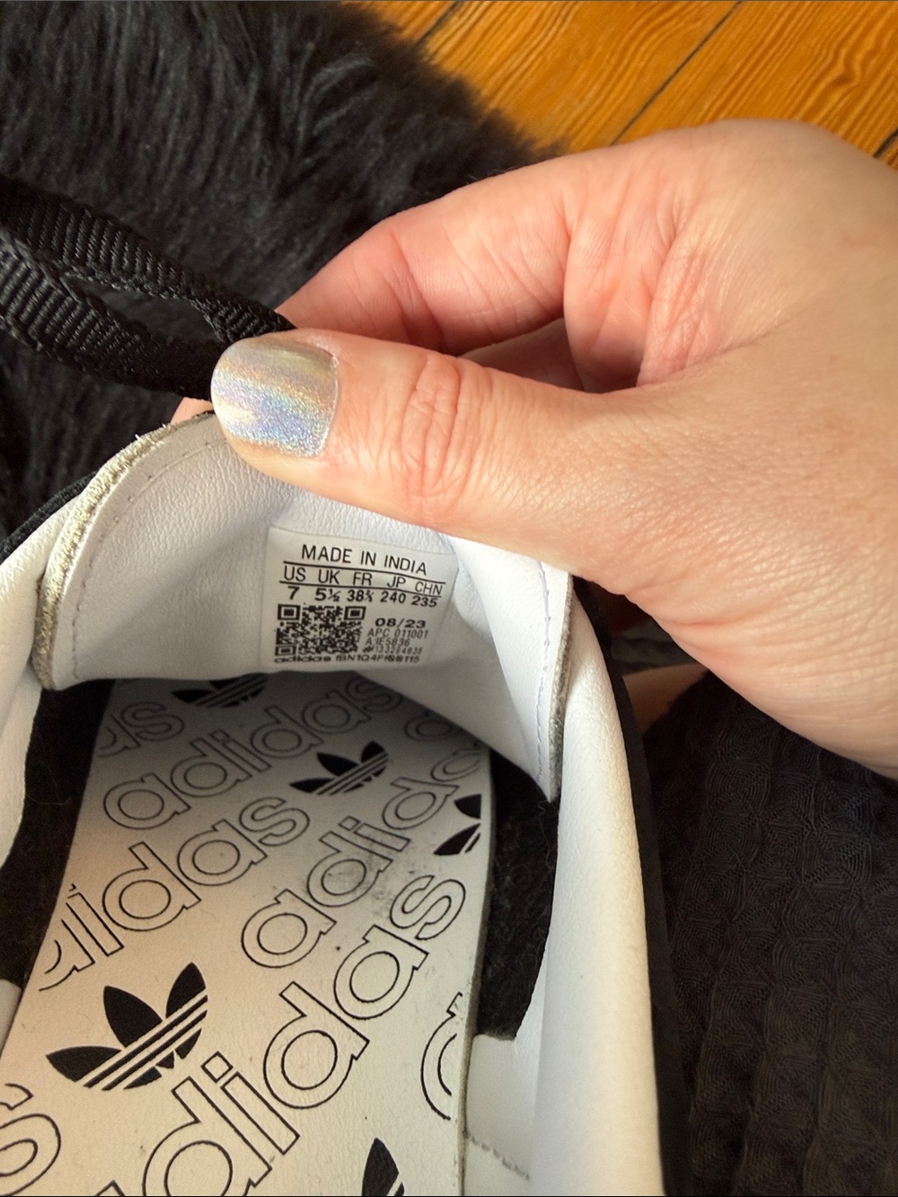 Adidas OG Wonder Black and White Suede Low-Top Samba Sneakers - Picture 2 of 7